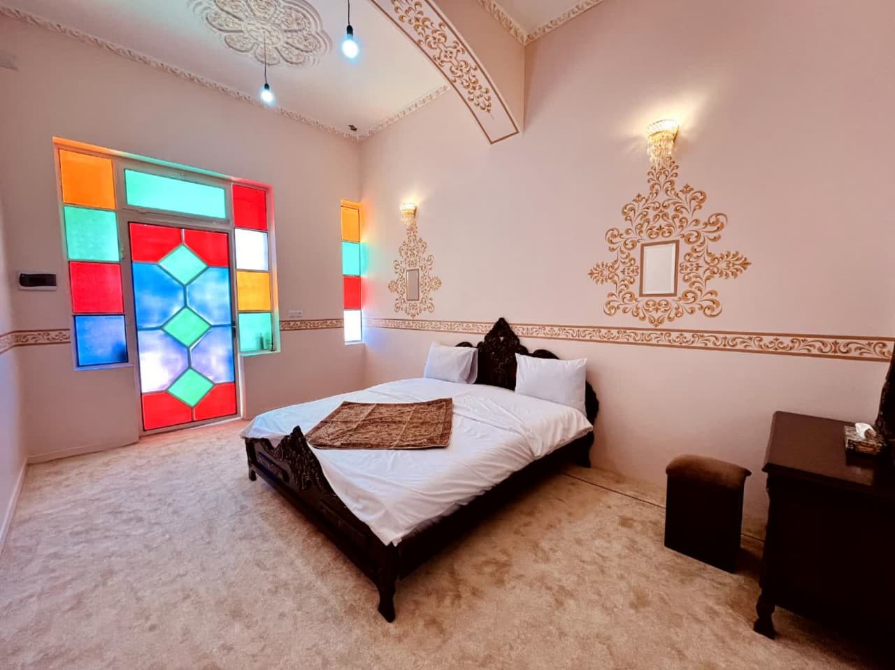 نمای کلی سوئیت نقش جهان